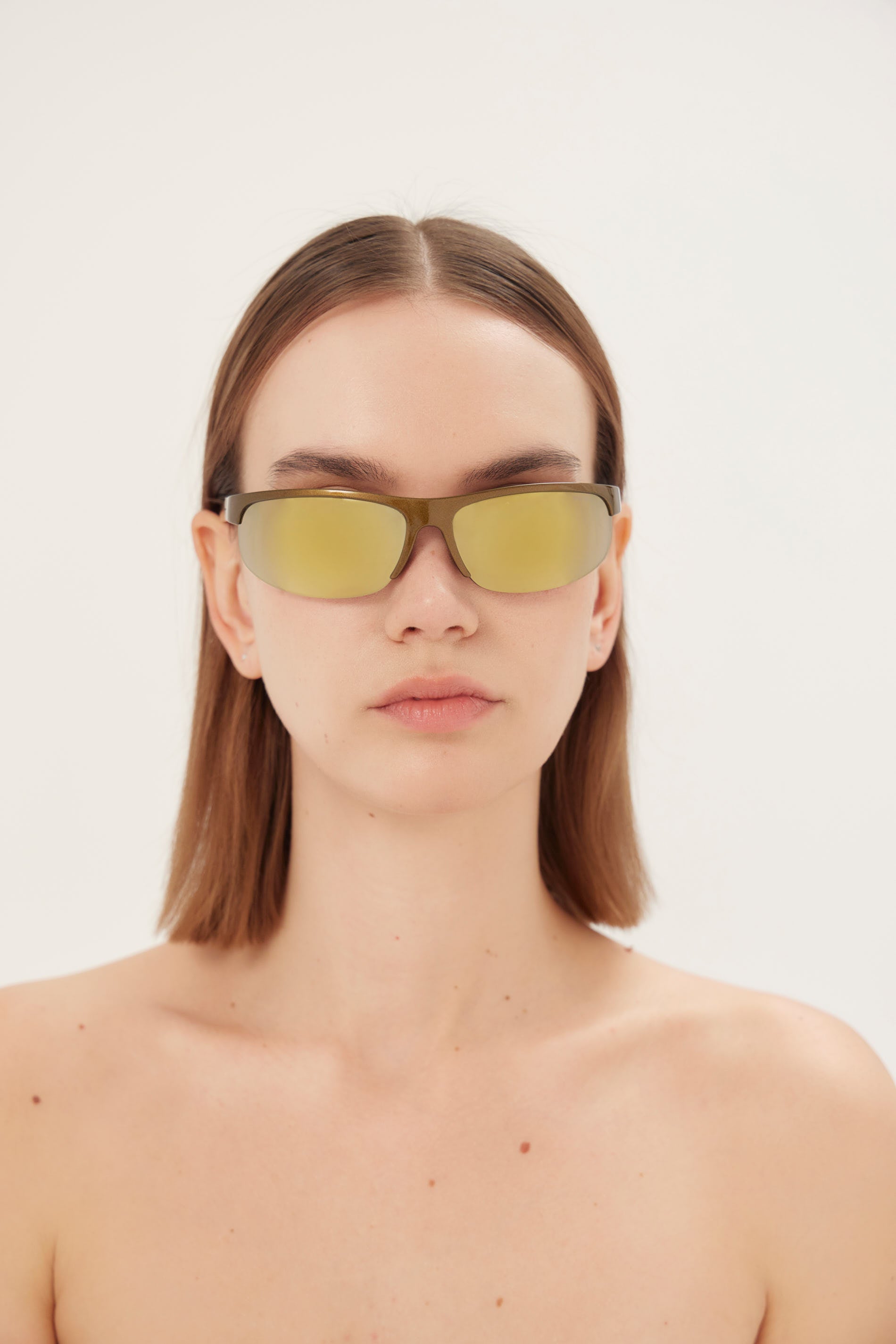Gafas de sol marrones y doradas Miu Miu 0MU A02S 16Y8G1